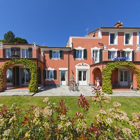 Villa Bellosguardo Apartments La Spezia Exterior photo