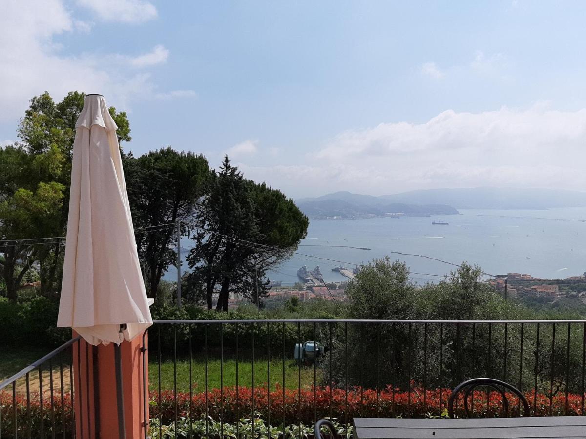 Villa Bellosguardo Apartments La Spezia Exterior photo